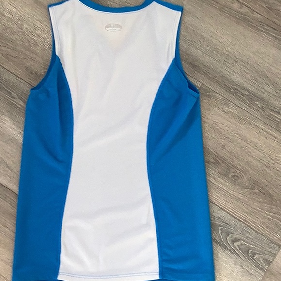 🌸Ladies Blue and White Under Armour Tank Size Medium - Picture 2 of 2